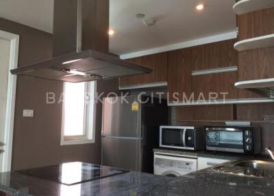 Condo at Fullerton Sukhumvit for rent