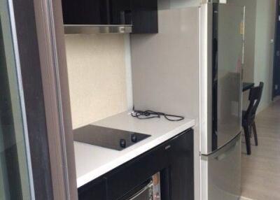 2-BR Condo at Rhythm Sukhumvit 44/1 near BTS Phra Khanong