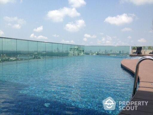 2-BR Condo at Rhythm Sukhumvit 44/1 near BTS Phra Khanong