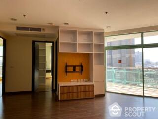 2-BR Condo at Chatrium Riverside Condominium near BTS Saphan Taksin