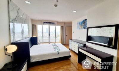 3-BR Condo at River Heaven Chareonkrung in Bang Kho Laem