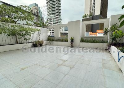 4 Bedrooms partly furnished condo with large private outdoor terrace - Phrom Phong