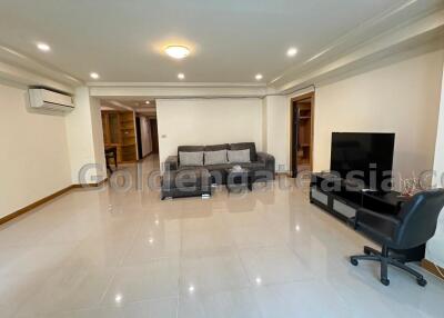 4 Bedrooms partly furnished condo with large private outdoor terrace - Phrom Phong