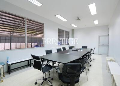 Factory for sale in North Pattaya PP10572