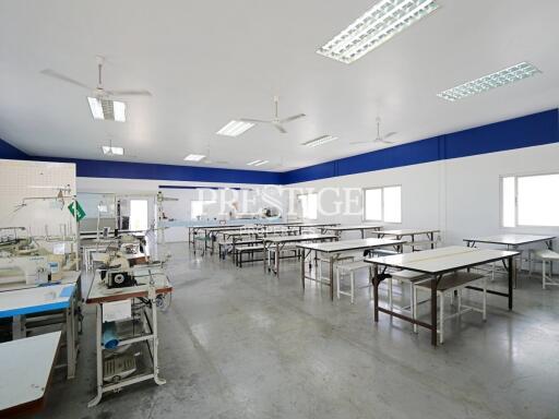 Factory for sale in North Pattaya PP10572