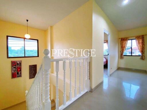 Royal View Village – 4 Bed 3 Bath in East Pattaya for PC8784