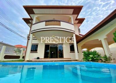 Royal View Village – 4 Bed 3 Bath in East Pattaya for PC8784
