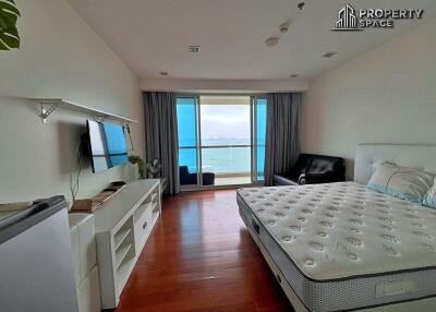 Sea View Studio In The Palm Wongamat Beachfront Condo For Rent