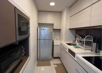 2 Bed 2 Bath 68 SQ.M The Room Sathorn-Taksin