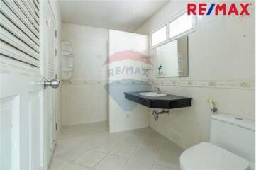 280 Sqm., 4 Beds Townhouse listed for ฿ 7,900,000.