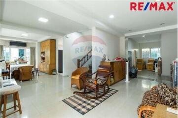 280 Sqm., 4 Beds Townhouse listed for ฿ 7,900,000.