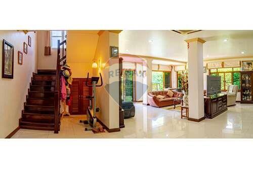 4 Beds House in Chalong, Phuket.