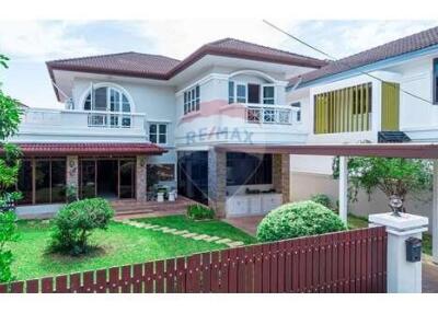 4 Beds House in Chalong, Phuket.