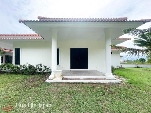 A Grand 3 Bedroom Balinese Style Pool Villa on Large Plot for Sale on Palm Hills Golf Course