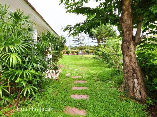 A Grand 3 Bedroom Balinese Style Pool Villa on Large Plot for Sale on Palm Hills Golf Course