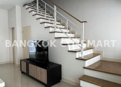 Townhouse at Baan Klang Muang S-Sense Sathorn-Taksin 2 for sale