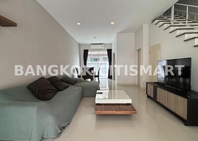 Townhouse at Baan Klang Muang S-Sense Sathorn-Taksin 2 for sale