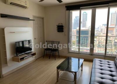 2 Bedrooms Furnished Condo on high floor close to BTS - Sathorn