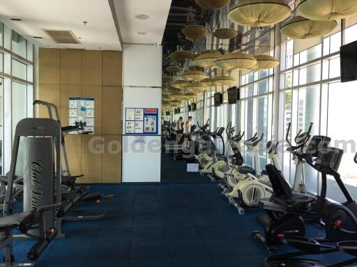 2 Bedrooms Furnished Condo on high floor close to BTS - Sathorn