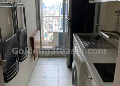 2 Bedrooms Furnished Condo on high floor close to BTS - Sathorn