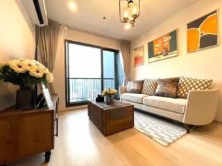 Life One Wireless 2 bedroom condo for rent