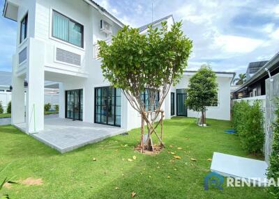 สำหรับ ขาย บ้าน 6 ห้องนอน ที่ Natheekarn Park View