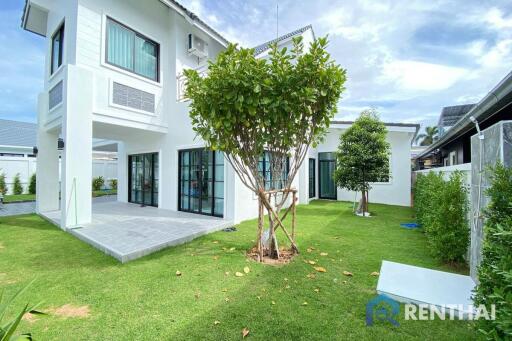 สำหรับ ขาย บ้าน 6 ห้องนอน ที่ Natheekarn Park View