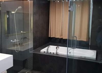 2 Bedrooms for rent at Nimmana Condominium