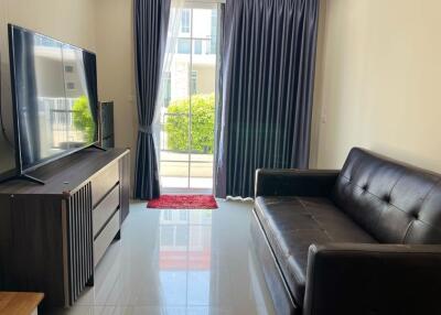 Townhouse For Rent and Sale in Golden Town Charoenmuang-Superhighway