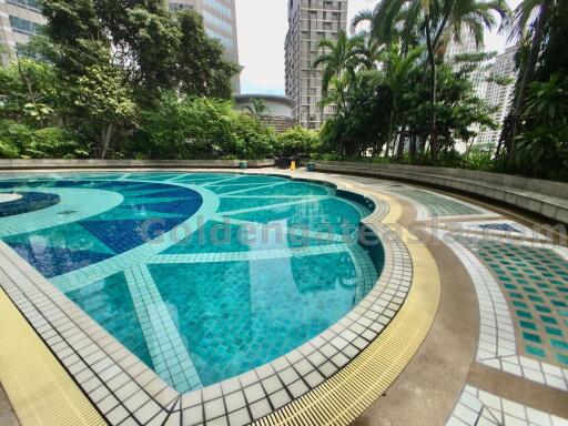 2 Bedrooms Condo for Rent at All Seasons Mansion Wireless Road