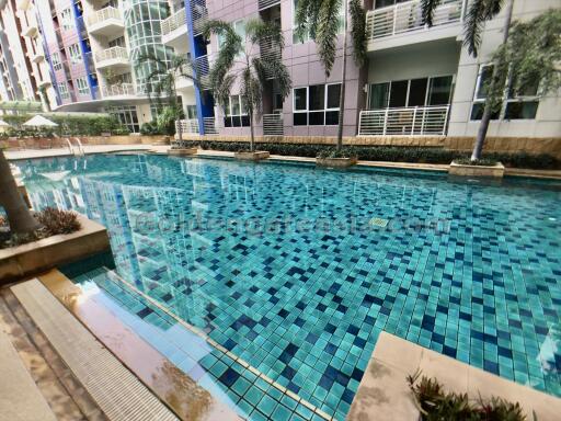 3 Bedrooms Fully Furnished Condo for Rent in modern lowrise building - Sukhumvit 61