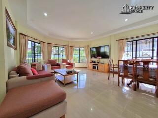 Spacious 3 Bedroom Pool Villa In East Pattaya For Sale