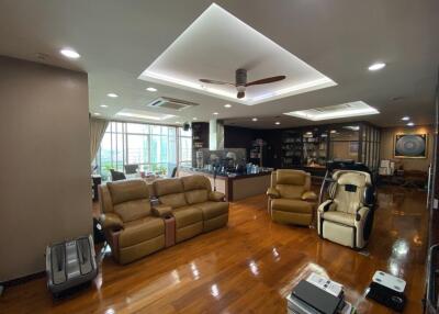 Condo for Sale at Baan Sathorn Chaopraya