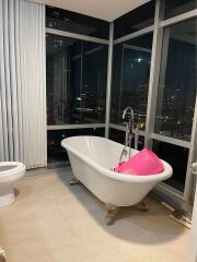 Condo for Sale at Baan Sathorn Chaopraya