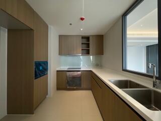 Condo for Sale at Circle Sukhumvit 31