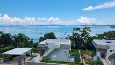 Ocean view from the buildings