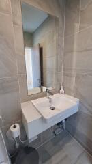 Modern bathroom with a sink and mirror