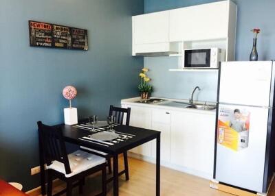 Condo for Sale w/Tenant, Rented at Thru Thong Lor