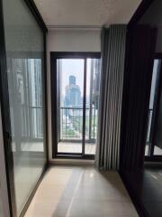 Condo for Sale at Life One Wireless