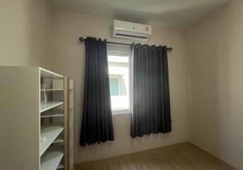 Townhouse for Rent at The Village 3 Bang Na-Wong Waen