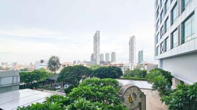 Condo for Sale at Baan Sathorn Chaophraya