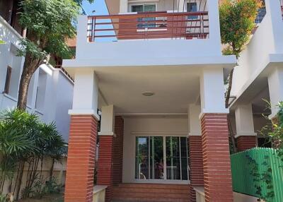 Townhouse for Rent in Yan Nawa