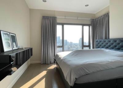 Condo for Sale at The Crest Sukhumvit 34