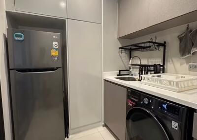 1 Bedroom Condo for Rent/Sale at Life Asoke - Rama 9