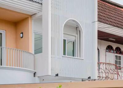 Townhouse for Sale at Niwa Home