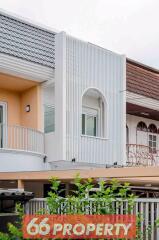 Townhouse for Sale at Niwa Home