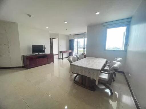 3 Bedroom Condo for Sale at River heaven