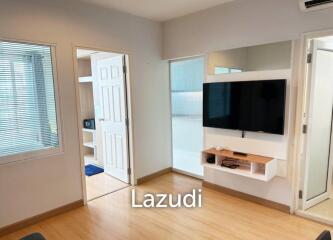 1 Bed 1 Bath 42 SQ.M Life @ Sukhumvit 65