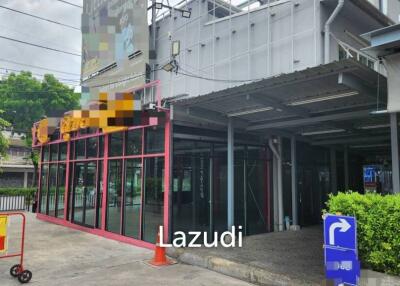 258SQ.M Retail Main Road Rama IVม 3-Storey Shophouse