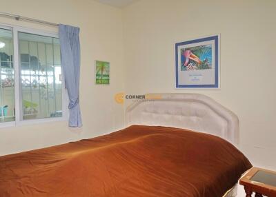บ้านหลังนี้มี 3 Bedrooms ห้องนอน  อยู่ในโครงการชื่อ TW Palm Resort  ตั้งอยู่ที่ จอมเทียน